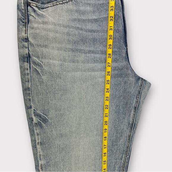 American Eagle 90s Boyfriend Jean Size 18 Short NEW - Picture 10 of 10